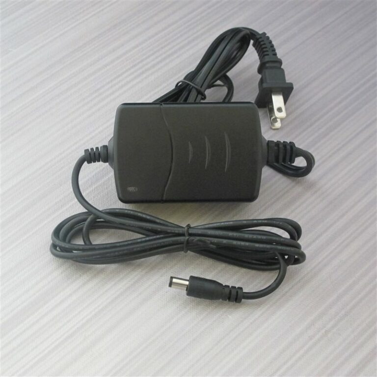 1.2A Smart Lightsaber Charger for Recharge Ports