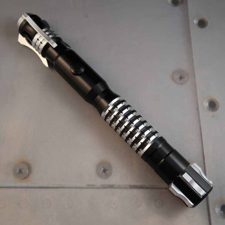 Custom Dominix LE v5 Lightsaber
