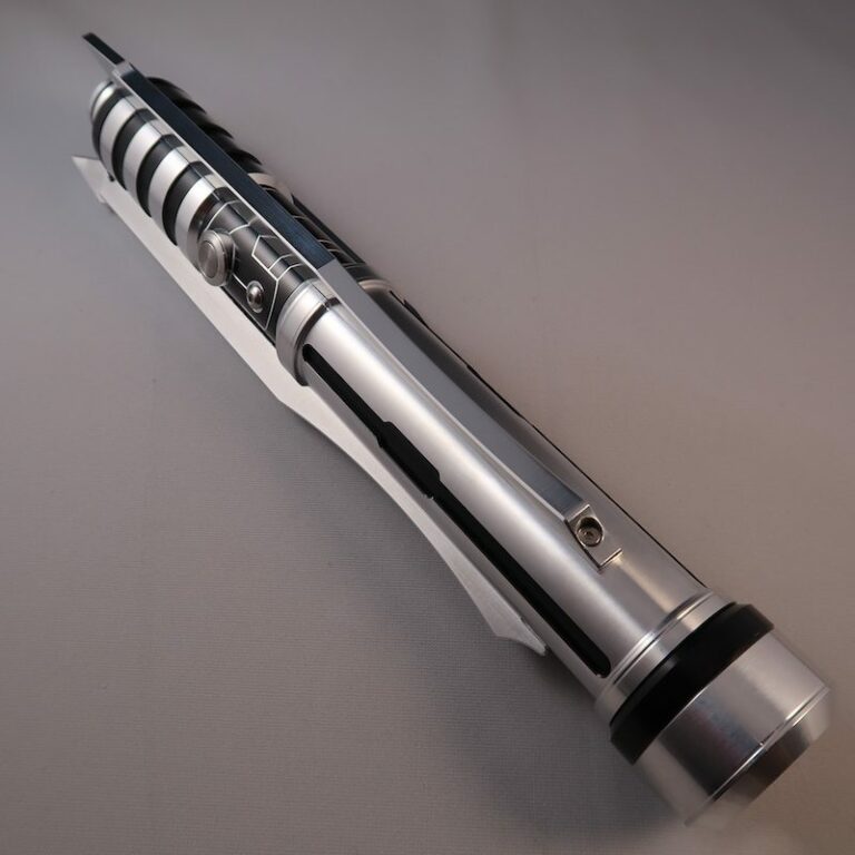 Butcher Lightsaber - No Windows - Emitter Up