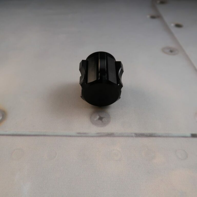 Dominix v5 Custom Lightsaber Pommel Solid View