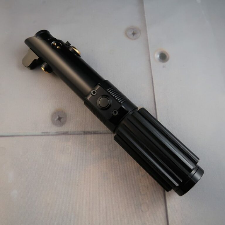 Dark Graflex Custom Lightsaber