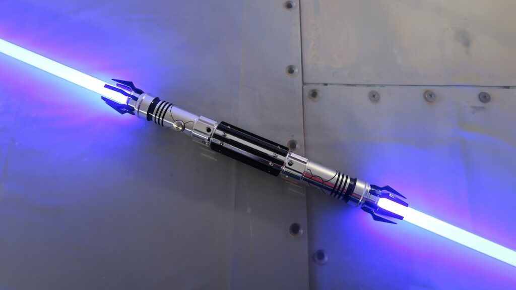 Custom Dominicide Lightsaber Far