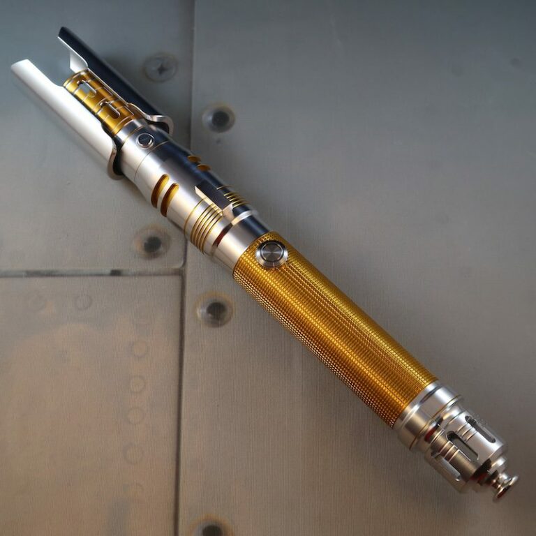 Standard Emitter Fallen LE Custom Lightsaber