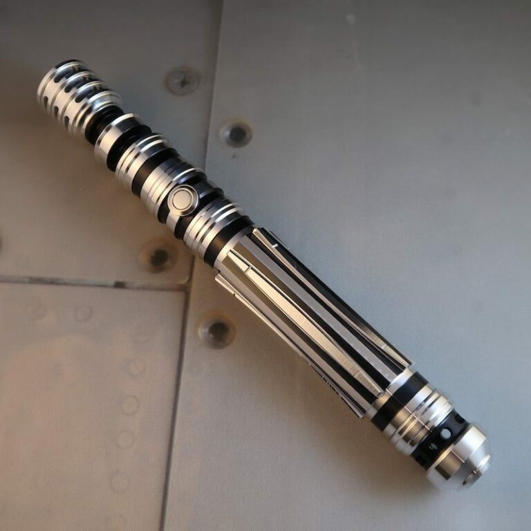 The Dark Princes Hilt