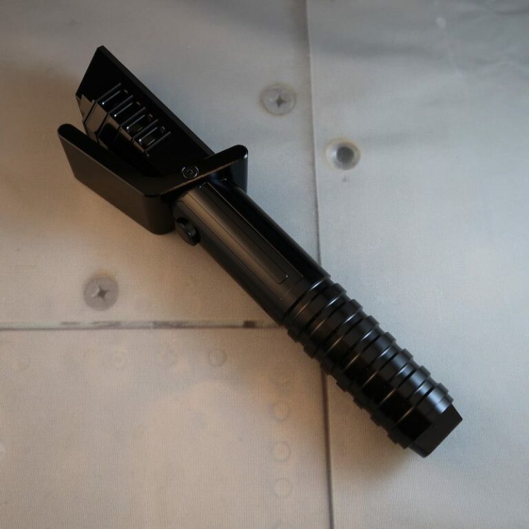 Darksaber - No Blade - Side View