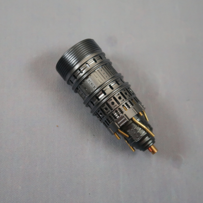 Survivor Gunmetal Pommel